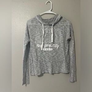Aeropostale pull over size small